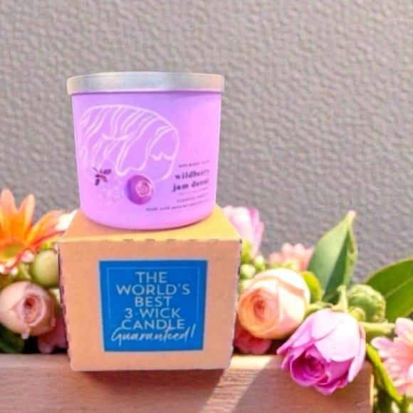 Wild Berry Jam Donut Candle - Picture 1 of 2